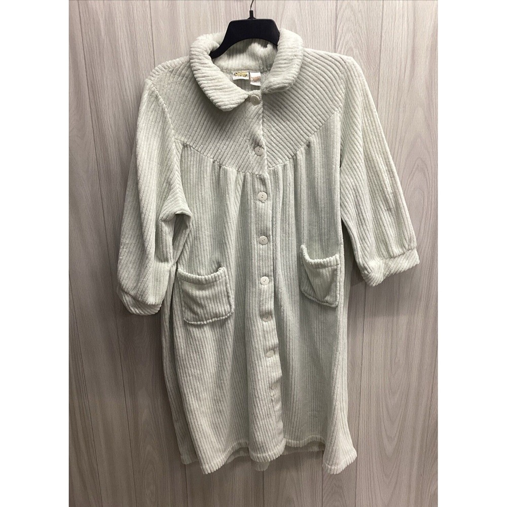 COLLECTIONS ETC Women's (Size XXL) Long Sleeve Collared Button Down Robe Green